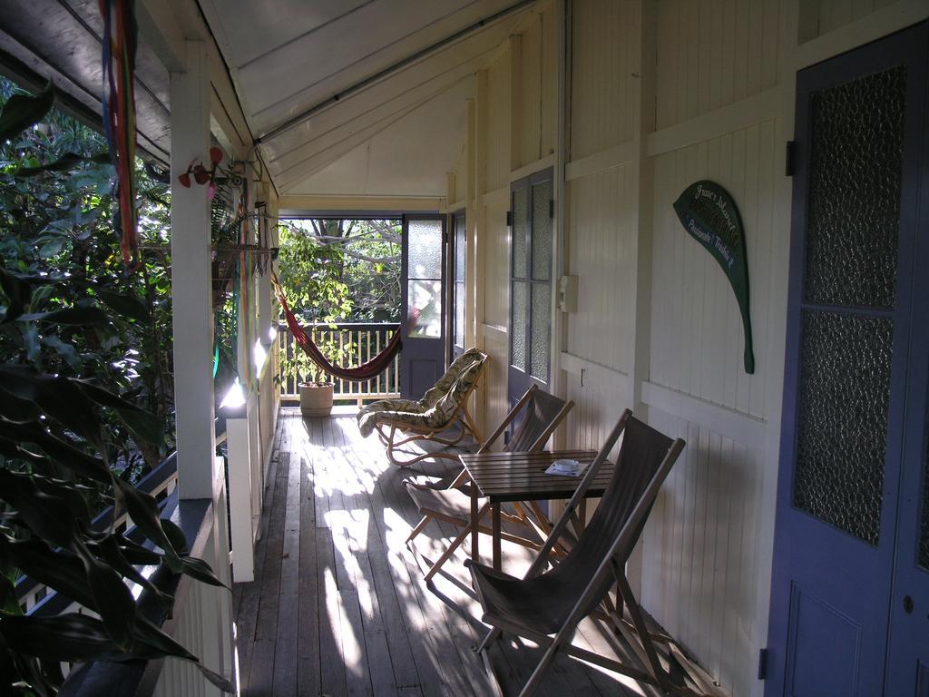 Mango Tourist Hostel Hervey Bay Bagian luar foto